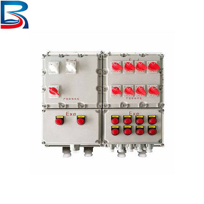Máy ngắt mạch hộp phân phối điện MCB 6 Way Db Box 3 Phase